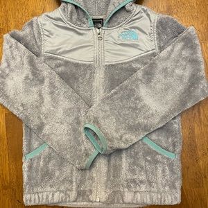 Girl’s The North Face fleece hooded full zip jacket